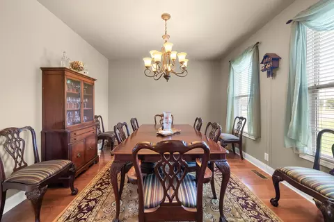 Dining - 4940 Marion Rd, Cunningham, TN 37052 photo 1 of 2