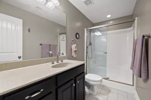 Bath - 4940 Marion Rd, Cunningham, TN 37052 photo 5 of 5