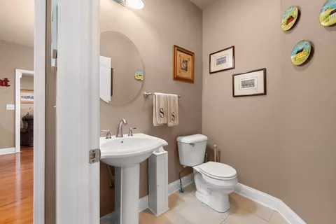 Bath - 4940 Marion Rd, Cunningham, TN 37052 photo 2 of 5