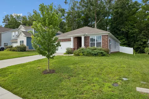 551 Ballard Dr, White House, TN 37188