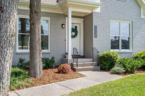 1736 Hillmont Dr, Nashville, TN 37215