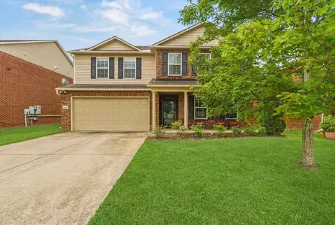 1011 Benwick Rd, Hendersonville, TN 37075