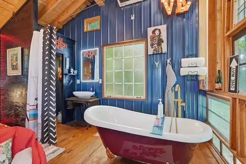 145 Gamble St, Doyle, TN 38559