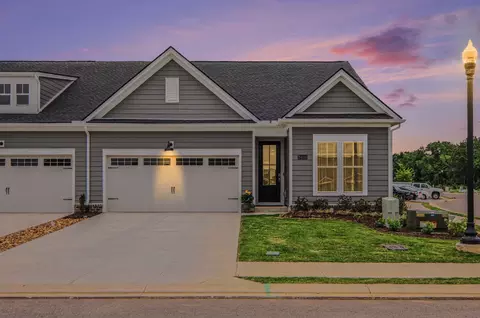 2406 Audubon Ln, Murfreesboro, TN 37128