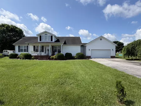 Exterior - 67 Eldon Dr, Manchester, TN 37355 photo 4 of 10