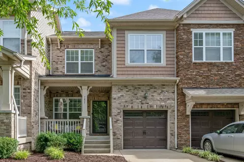 7827 Kemberton Dr W, Nolensville, TN 37135