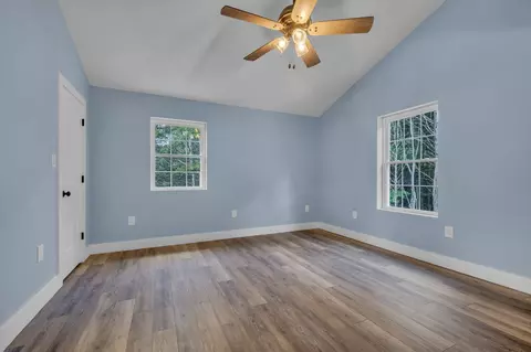 Bedroom - 1217 Nelson Rd, Dickson, TN 37055 photo 5 of 5