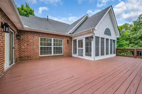 Exterior - 1217 Nelson Rd, Dickson, TN 37055 photo 7 of 14