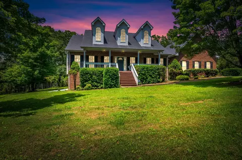 1217 Nelson Rd, Dickson, TN 37055