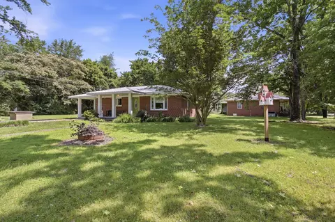150 Toms Creek Rd, Linden, TN 37096