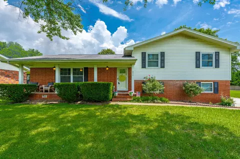 4818 Camellia Ave NW, Cleveland, TN 37312