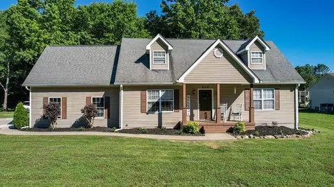 230 Lyles Rd SE, Cleveland, TN 37323