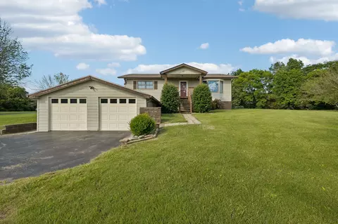 45 Tracy Rd, Watertown, TN 37184