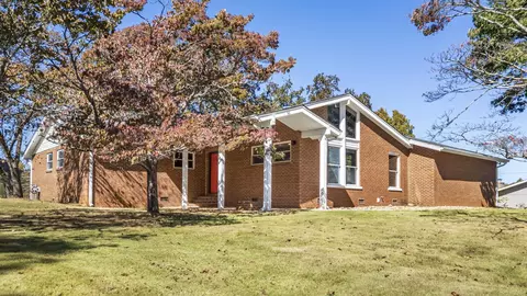 5821 Quail Hollow Cir, Chattanooga, TN 37416