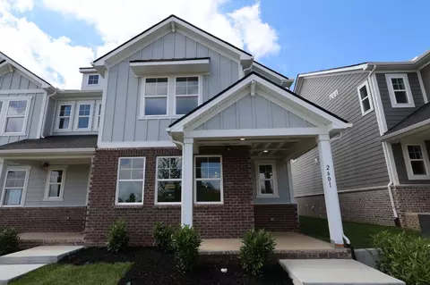 2601 Peaceful Valley Dr, Columbia, TN 38401