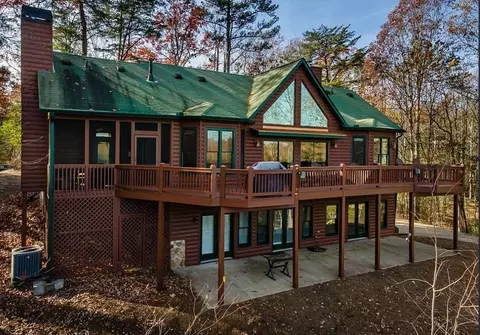 189 Trails End Rdg, Ellijay, GA 30540