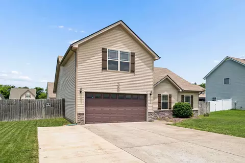 120 Farmbrook Ct, Murfreesboro, TN 37128 photo 2