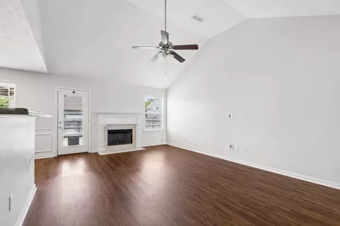 120 Farmbrook Ct, Murfreesboro, TN 37128 photo 7