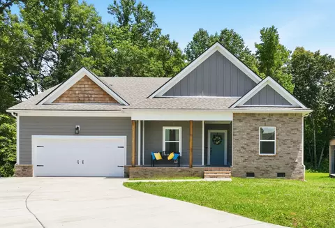 141 Stone Haven Dr, Smithville, TN 37166