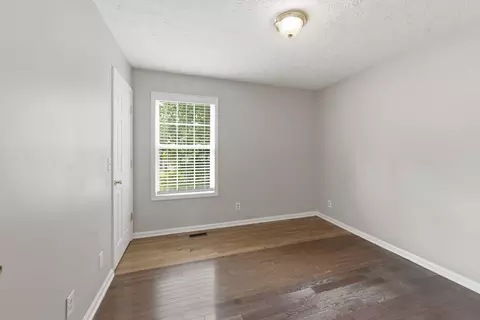 Bedroom - 314 Reeves Ct, Springfield, TN 37172 photo 2 of 6