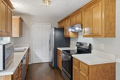 Kitchen - 314 Reeves Ct, Springfield, TN 37172 photo 1 of 2