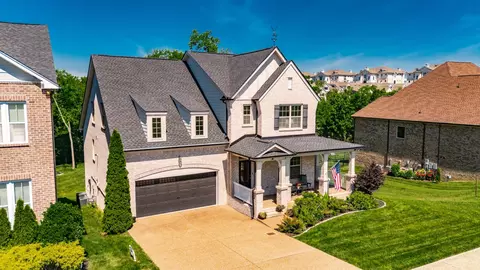 2044 Albatross Way, Gallatin, TN 37066