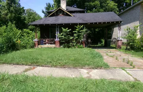 1617 Latham St, Memphis, TN 38106