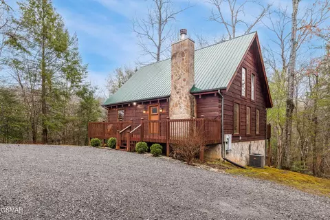 1245 Secona Way, Sevierville, TN 37876