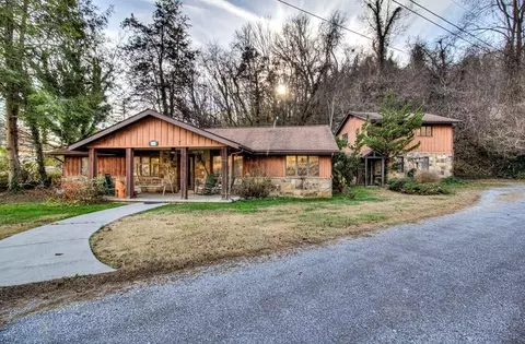 235238 Maggie Mack Ln, Sevierville, TN 37862