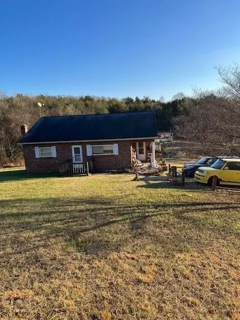 419 Thorngrove Pike, Kodak, TN 37764