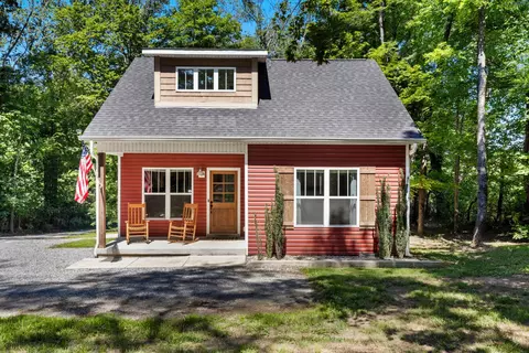 115 N Adams St, Adams, TN 37010