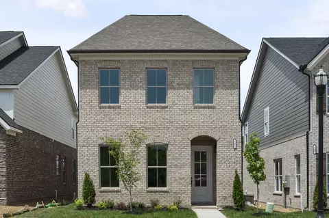 166 Oasis Dr, La Vergne, TN 37086