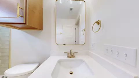 Bath - 7014 Baker Rd, Murfreesboro, TN 37129 photo 5 of 7