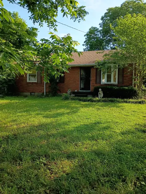 120 Stirton Rd, Nashville, TN 37210