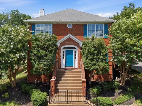 72 Ravenwood Hills Cir, Nashville, TN 37215