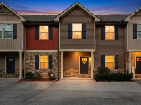 1348 Weeks Dr NE, Cleveland, TN 37312