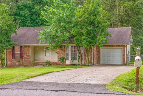 3325 Backridge Rd, Woodlawn, TN 37191