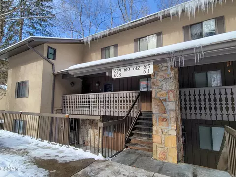 1235 Ski Mountain Rd #608, Gatlinburg, TN 37738