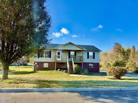 283 River Valley Cir, Sevierville, TN 37862