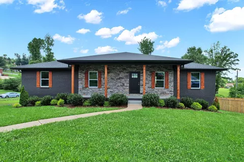 8164 Holly Crest Dr, Chattanooga, TN 37421