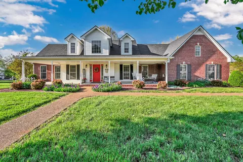 3191 Quincy Ln, Clarksville, TN 37043