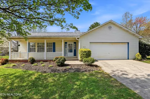 437 Wilaway Rd, Maryville, TN 37801