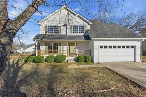 701 Rocky Ridge Cir, La Vergne, TN 37086