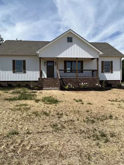 6518 Carter Rd, Westmoreland, TN 37186