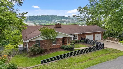 302 Walsh Rd #0, Chattanooga, TN 37405