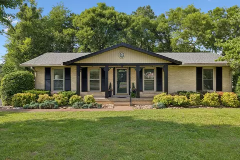 810 Northfield Blvd W, Murfreesboro, TN 37129
