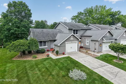540 River Bend Dr, Crossville, TN 38555