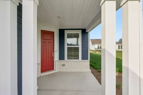 Exterior - 424 Sharp Way, Murfreesboro, TN 37128 photo 3 of 9