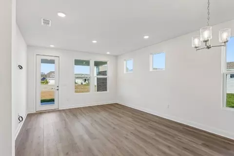 Living - 424 Sharp Way, Murfreesboro, TN 37128 photo 1 of 3