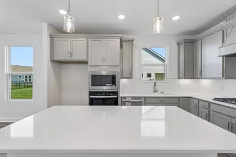 Kitchen - 424 Sharp Way, Murfreesboro, TN 37128 photo 4 of 4
